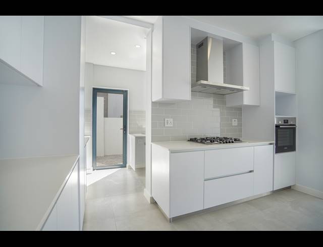 4 BEDROOM HOUSE FOR SALE IN SANDOWN